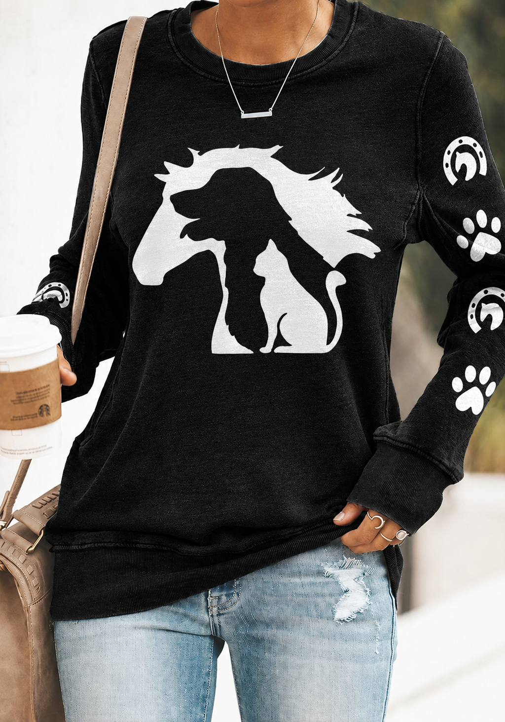 Women'S Animal Silhouette Printed Round Neck Long Sleeved Shirt